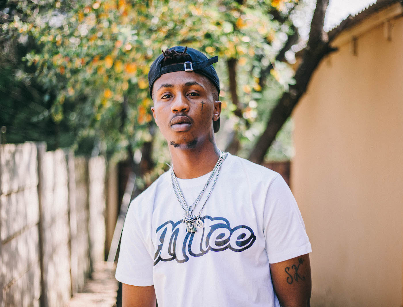 emtee-is-pushing-south-african-trap-to-the-outside-world