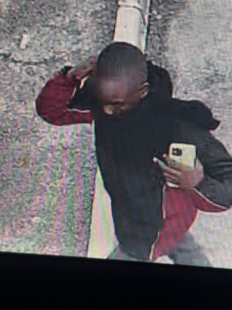 R50,000 reward after armed man enquired about SAPS member’s child at school aftercare
