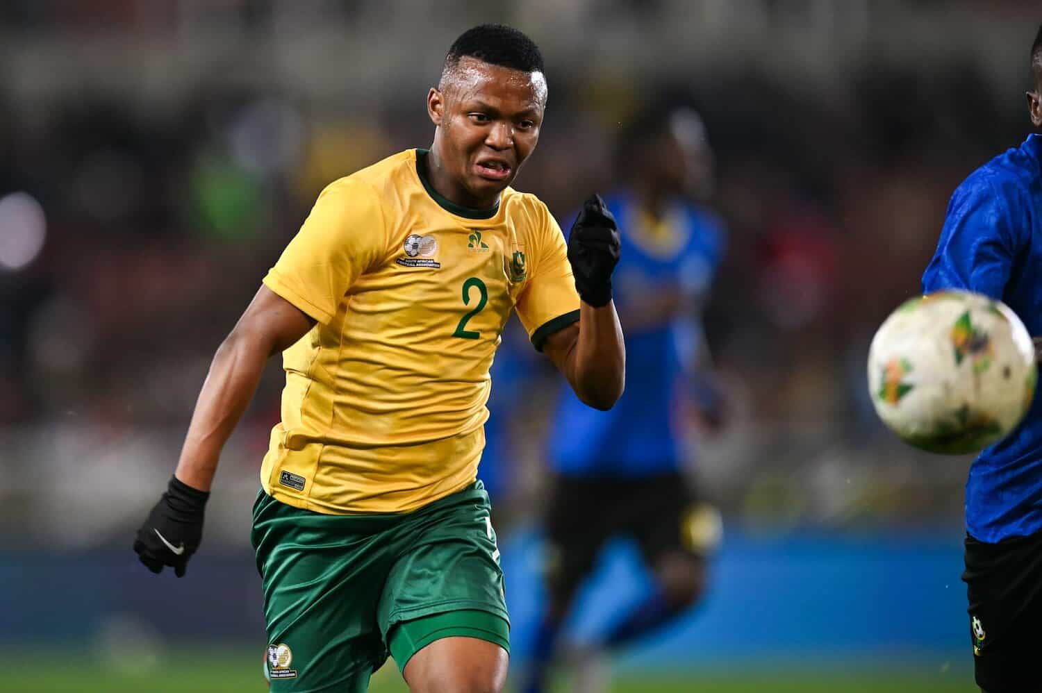 Ex-Pirates Star Compares Nkota's Style to Bale's Brilliance