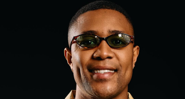 DJ Speedsta Responds with Fire in Scratch Challenge Freestyle Showdown