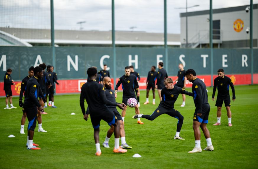 Dalot Ready to Battle Brentford, Affirms Amorim