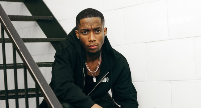 Slikour Champions Roiii's Rising Star with a Timeless Endorsement