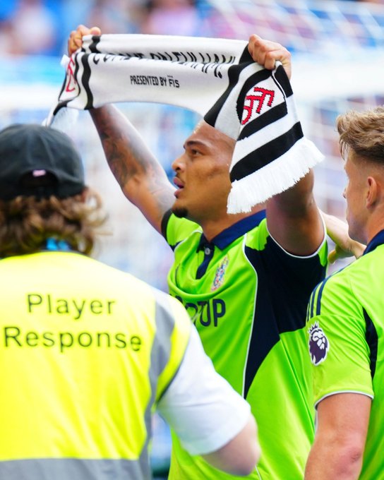 Muniz Aims for Early 2024 Comeback After Hamstring Surgery