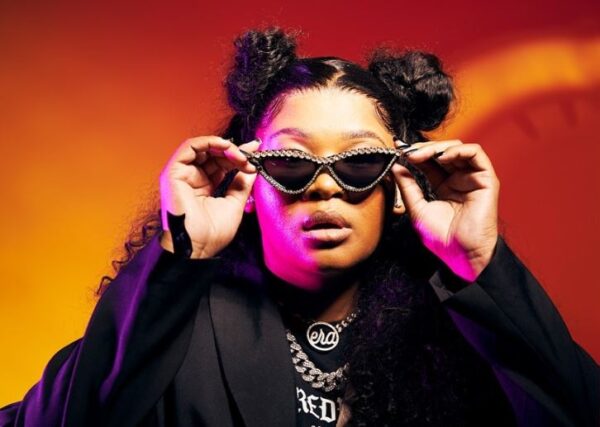 Lady Du Celebrates Wawa La Beauty's Milestone with the Grand Reveal of the New Mercedes Benz V Class