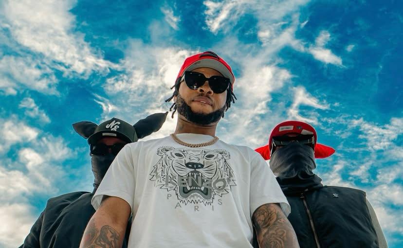 2woBunnies and Uncool MC Ignite the Scene with Poco Lee in 'Busiswa'