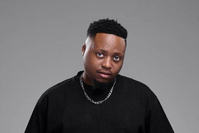 Ntsako's Triumph: Kelvin Momo Shines Bright with Triple SAMA Nominations