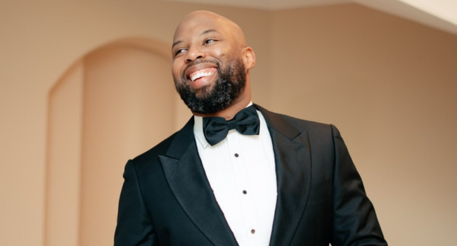 Sizwe Dhlomo Honors DJ Warras: Mending Relationships Before the Clock Strikes