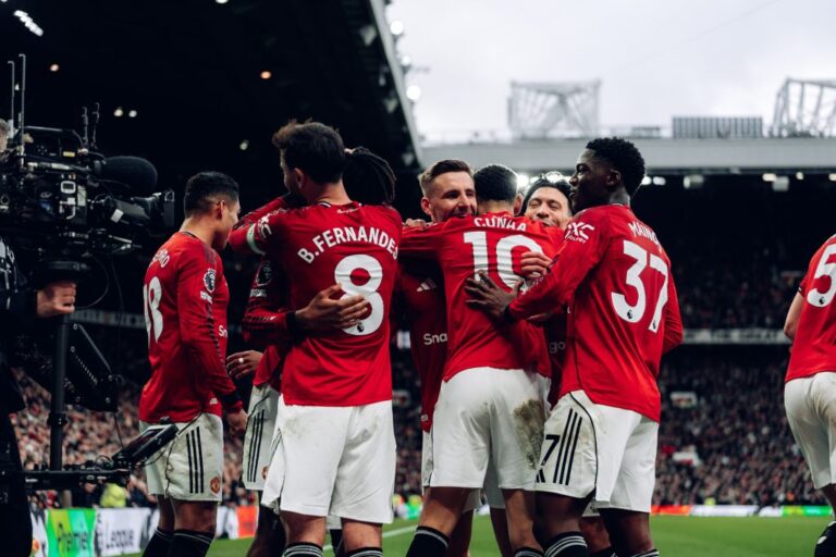 Arsenal and Man United Gear Up for a Thrilling North London Showdown