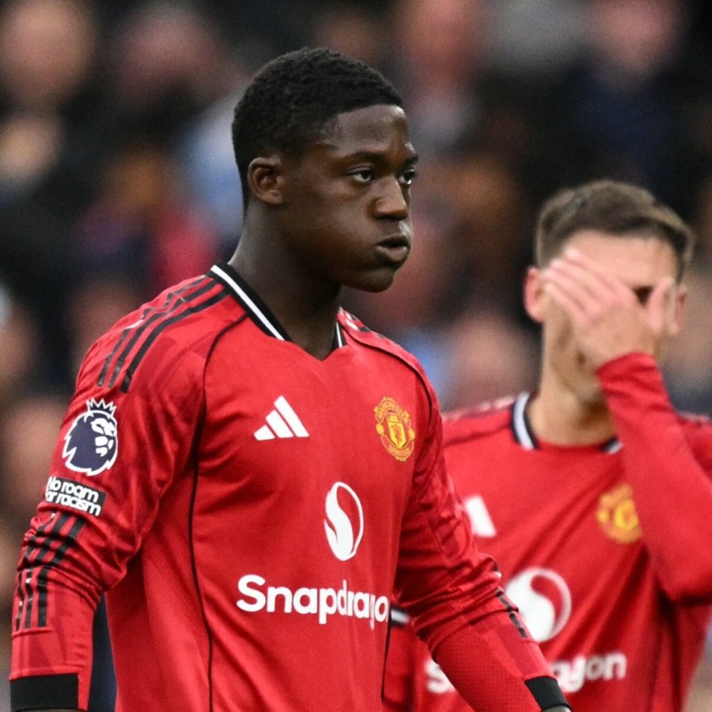 Manchester United Poised to Open Contract Talks with Rising Star Kobbie Mainoo