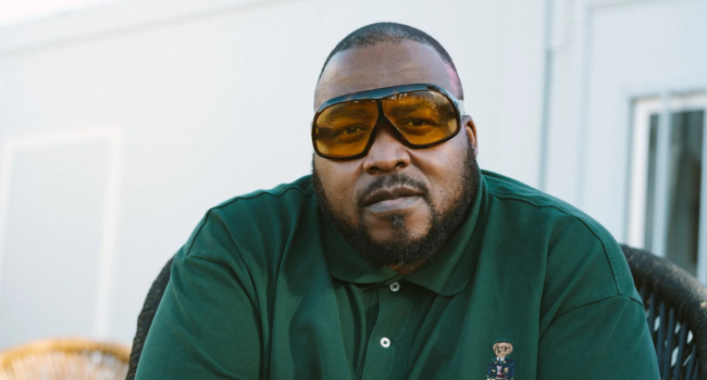 Silent Connections: Stogie T's Journey with Reason