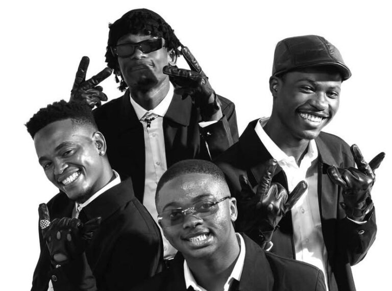 Collaborative Amapiano Vibes: Kabza De Small Joins Forces for 'Kuyafana Mos'