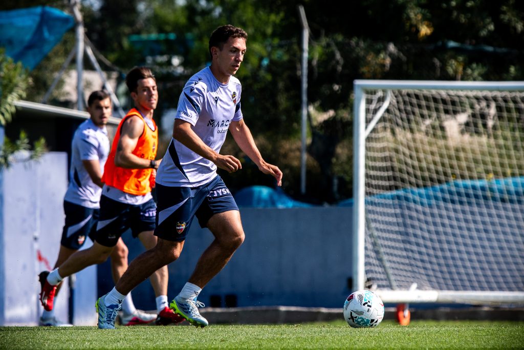 Levante and Espanyol Prepare for Pivotal Clash in Survival Fight