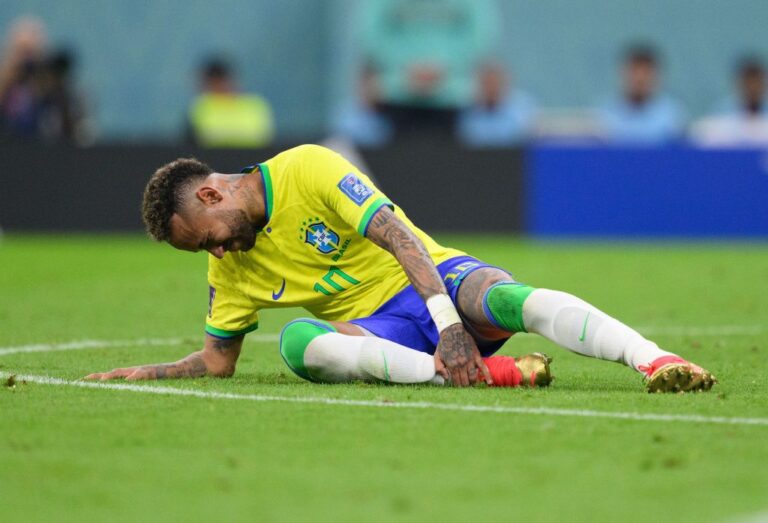 Brazil Prepares to Face Panama in Epic Maracana Showdown
