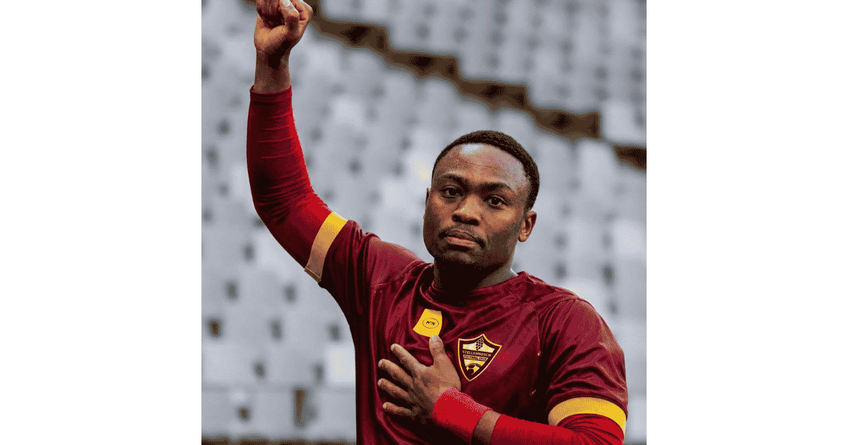 Kaizer Chiefs Seeks Langelihle Phili as Rival Club Eyes R16 Million Deal