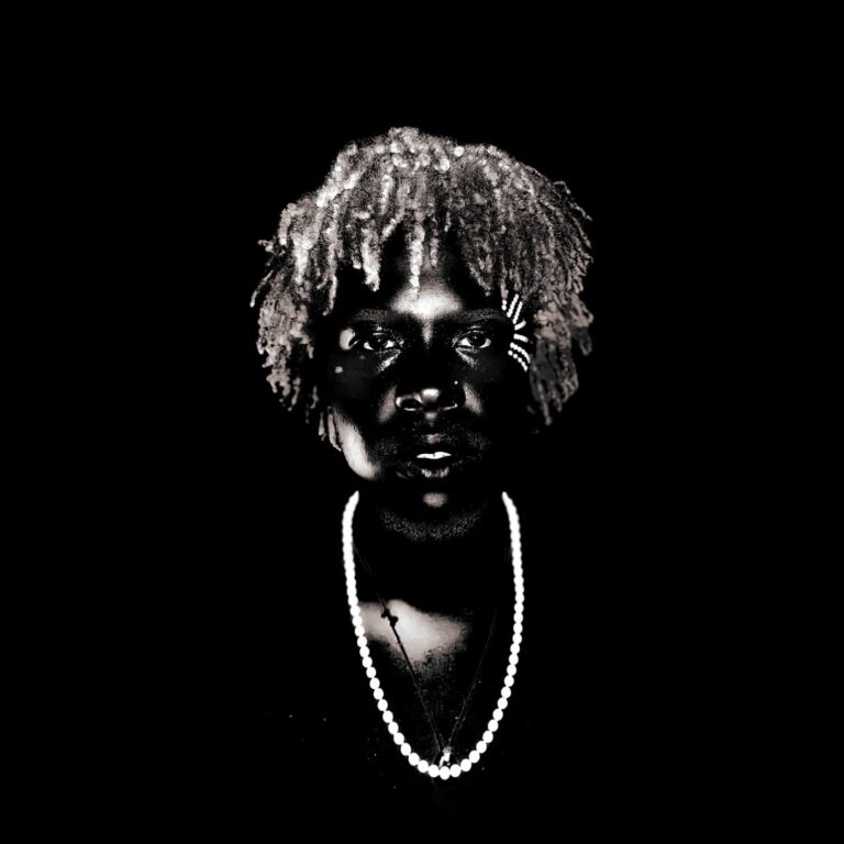 ZRi Teases New Album 'NAKAI' with Revealing Track 'Confessions'