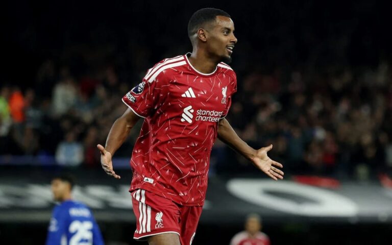 Isak's Early Brace Powers Liverpool to 2-0 Triumph Over Ipswich