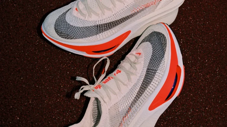 Unleash Your Potential with Nike Alphafly 4: Speed Meets Endurance.
