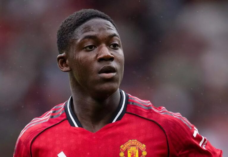 United's Injury Struggles: Key Absences as Mainoo and Shaw Sit Out Atletico Showdown